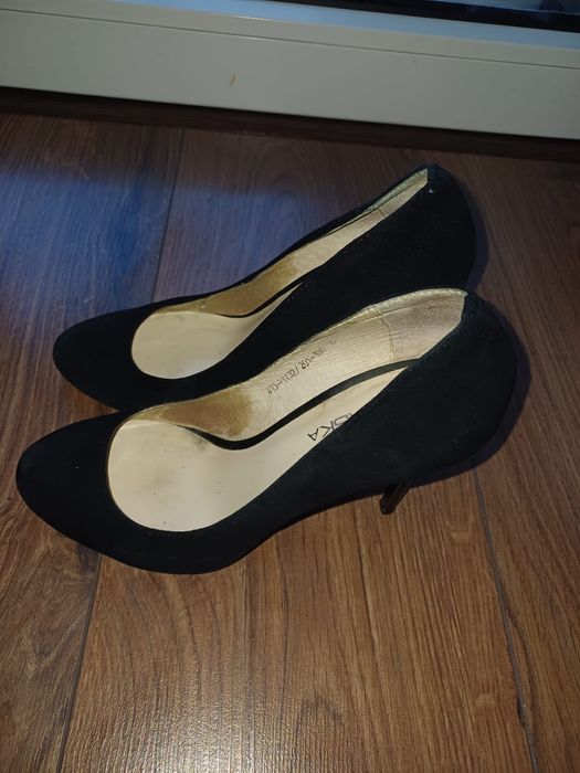 Туфли Braska замшевые 35р