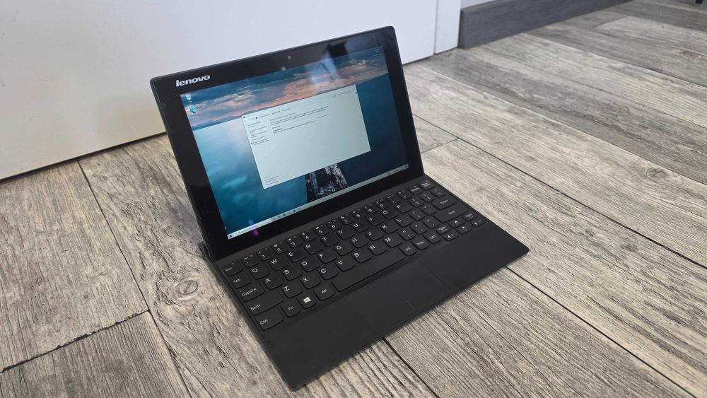 Lenovo Miix 3-1030 tablet 2w1 z klawiaturą 10,1" Windows 10