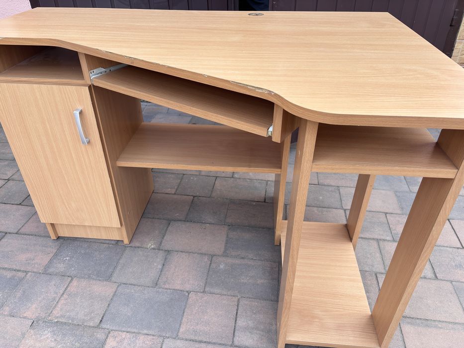 Biurko w stanie bardzo dobrym