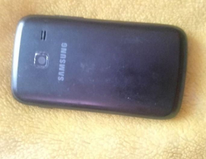 Смартфон   Samsung  .