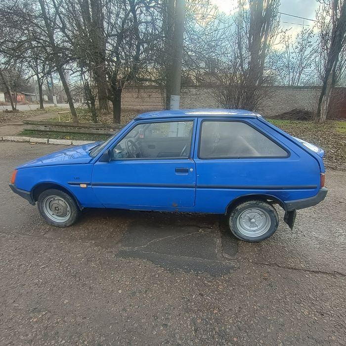 Таврія заз таврон