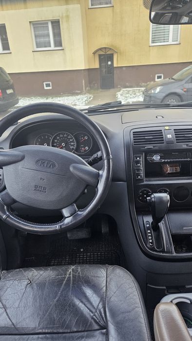 Kia Carnival Minivan -automat
