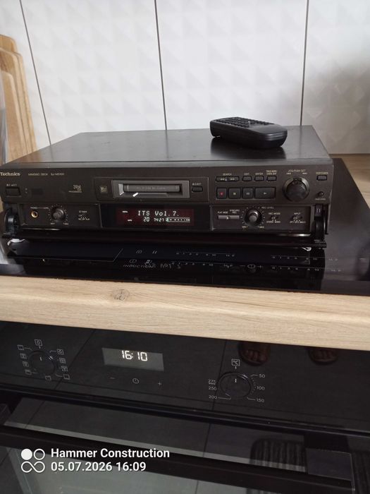 Sprzedam Super Technics SJ-MD 100 z Pilotem