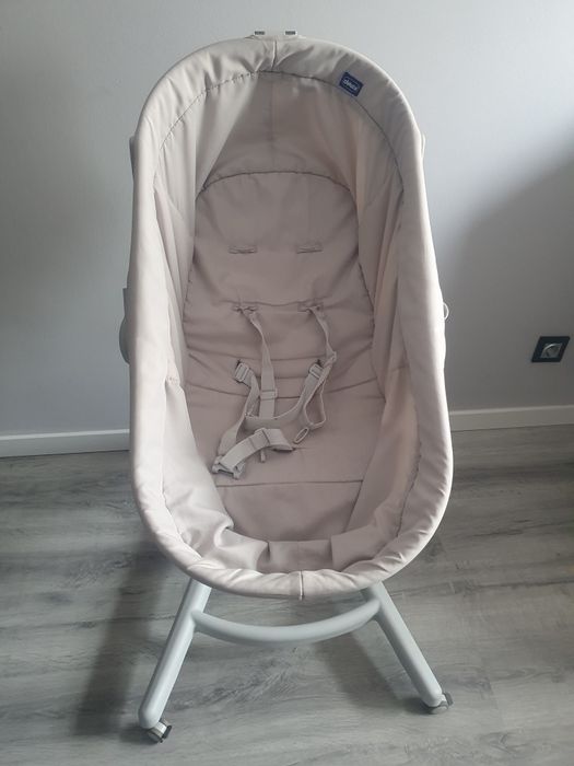 Espreguiçadeira Baby hug 4 in 1 da chicco