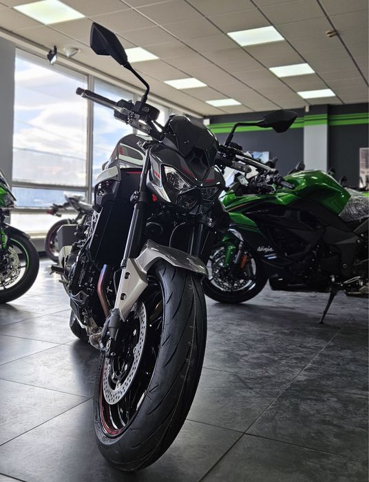 Kawasaki Z900 2025