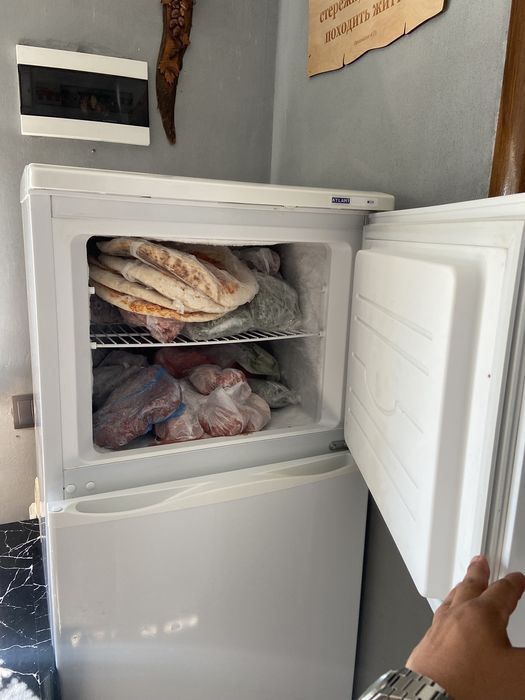 Продам холодильник