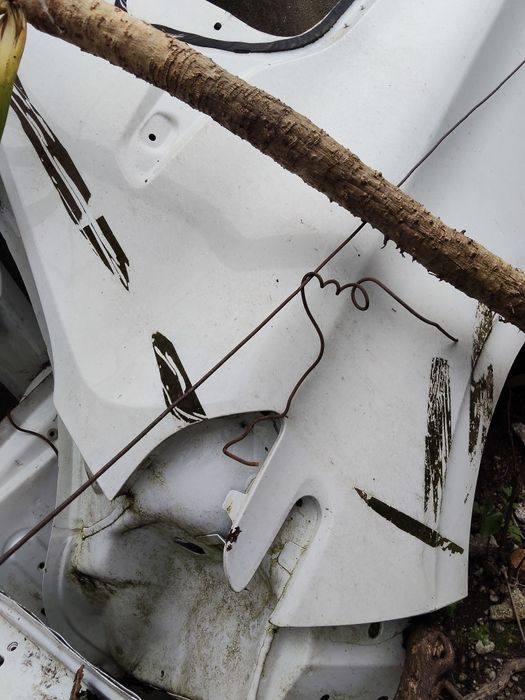 Painel traseiro lado direito Peugeot 208 gti