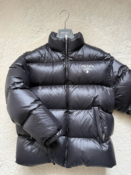 Пуховик Prada оригінал