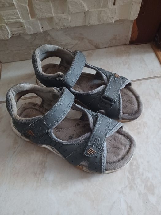 Sandaly  chłopięce r 33