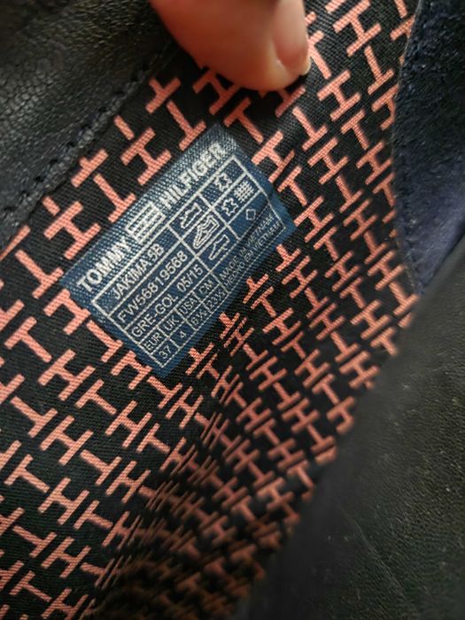 Botins de camurça castanha Tommy Hilfiger, tamanho 37