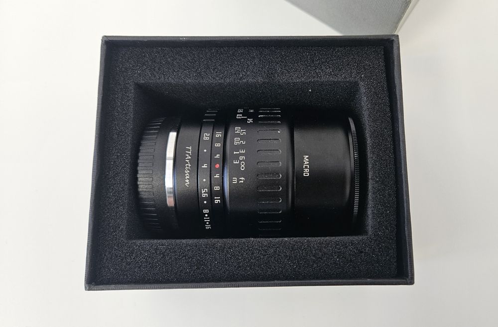 Объектив TTArtisan 40mm f/2.8 Macro для FUJIFILM