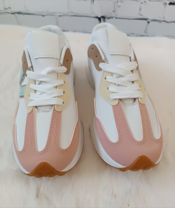 Sneakersy kolorowe 39