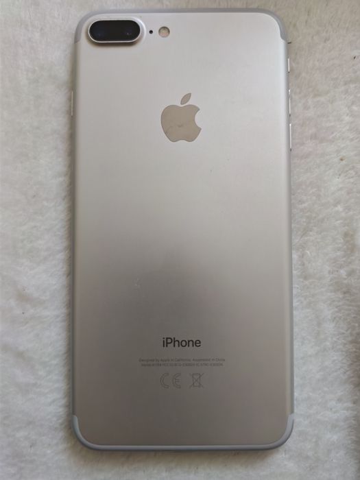iPhone 7 plus 128 GB  silver