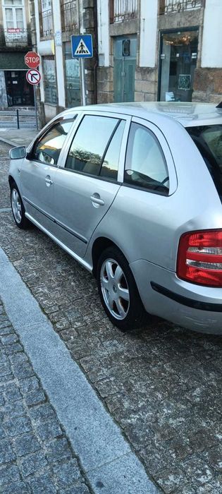 Carrinha Skoda Fabia negociável