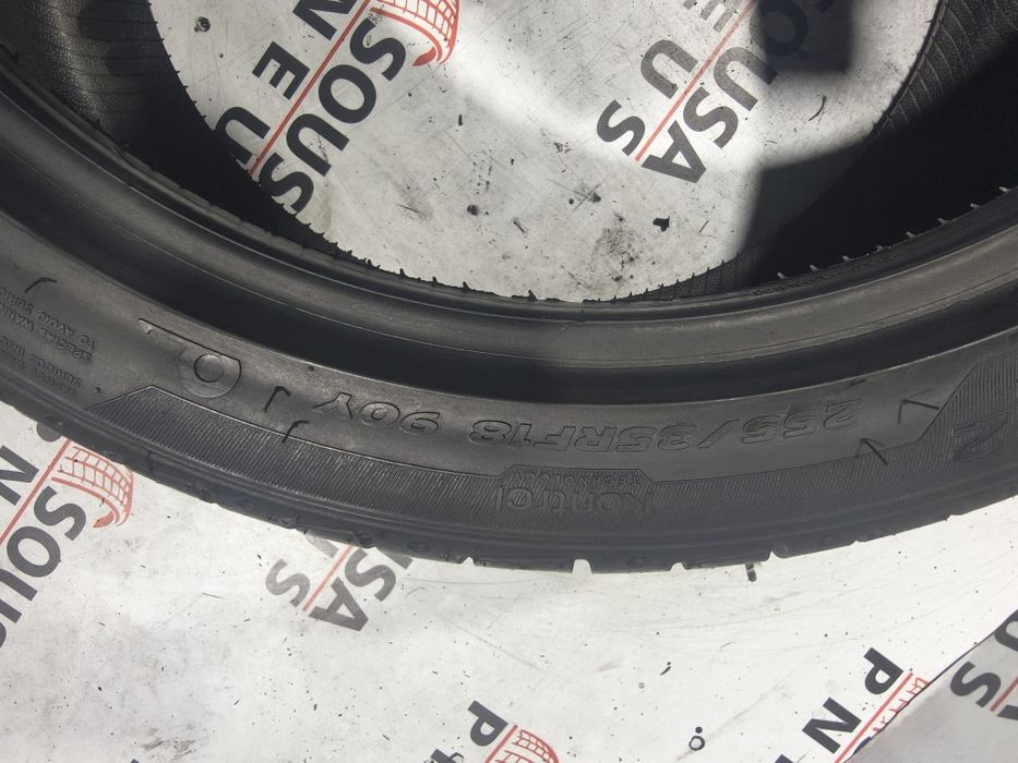 2 pneus semi novos 255-35R19 RFT Hankook - Oferta dos Portes