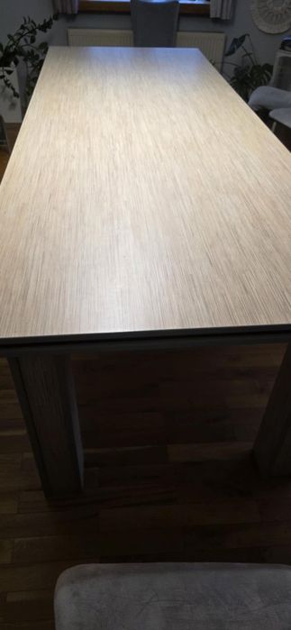 Stół na 12 osób na sprzedaż