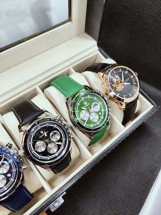 COLEÇÃO completa de 21 Relógios Luxuosos de Homenagem aço 316 Litros e Couro - Oportunidade de negócio.
