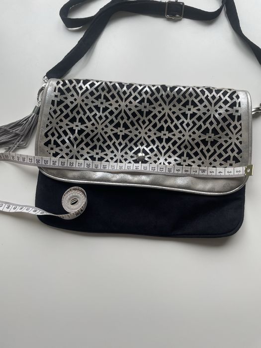 Mała poręczna torebka torebeczka na ramię regulowany pasek