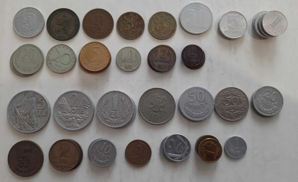 Продам монети різних країн світу.