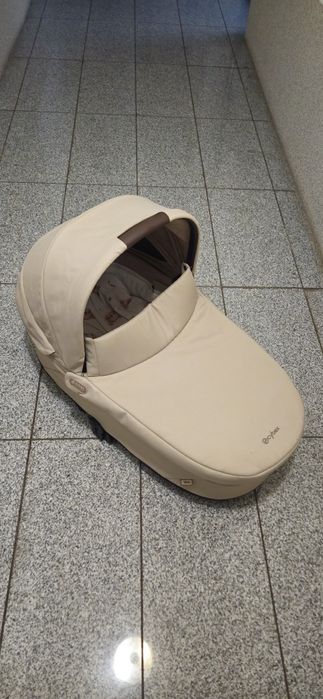 Sprzedam beżową gondolę cybex balios s lux 2025