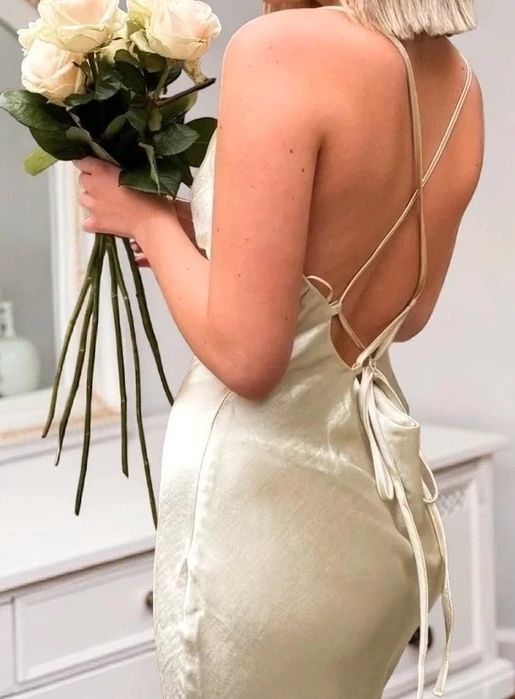 Asos Długa Sukienka Satynowa Slip Dress Perłowa Złota Wiązane Plecy Elegancka Wesele M L