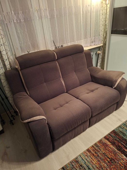 Sofa dwuosobowa z funkcją relax