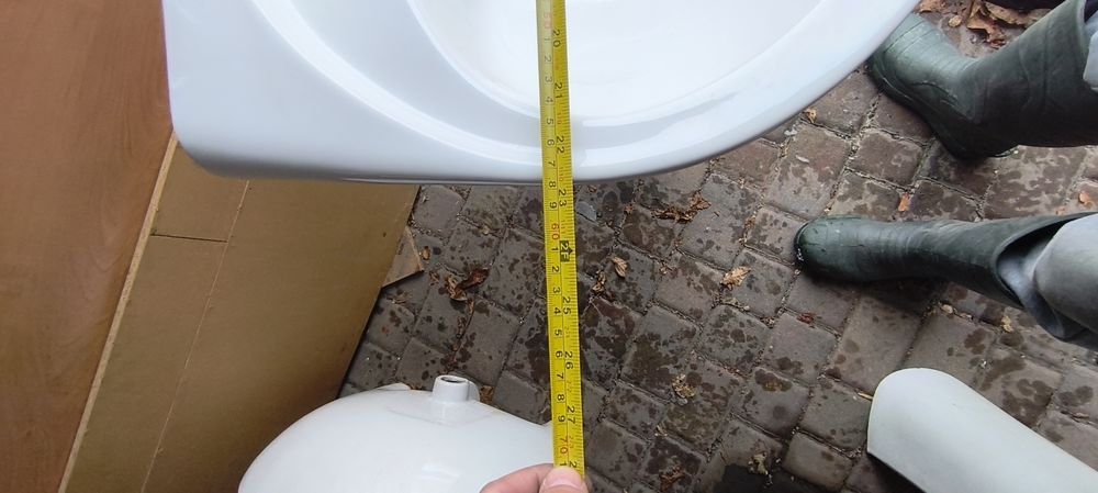 Umywalka ceramiczna z nogą
