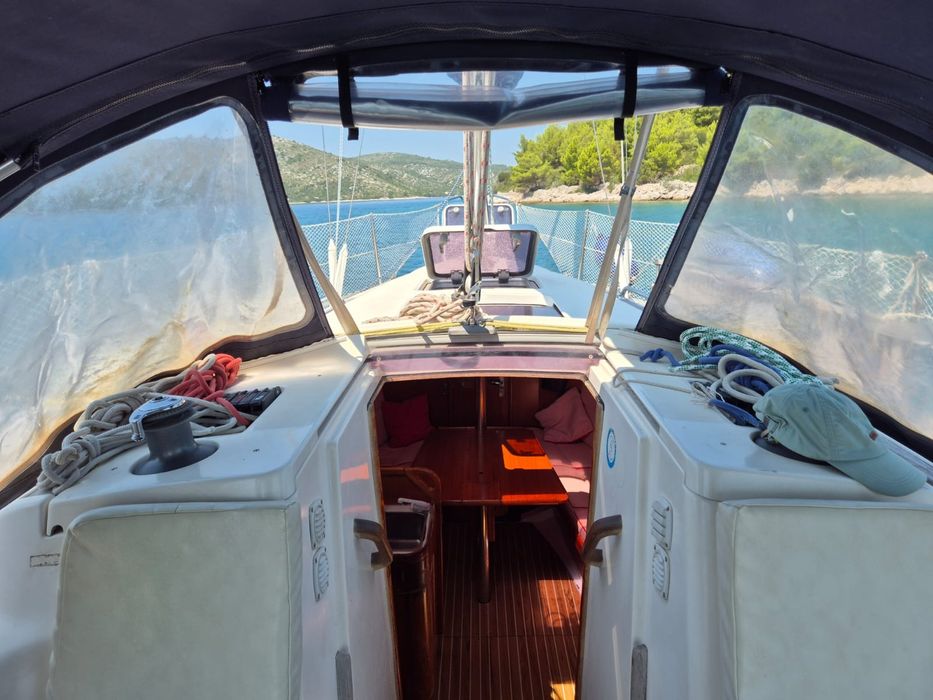 Jacht żaglowy Elan 34