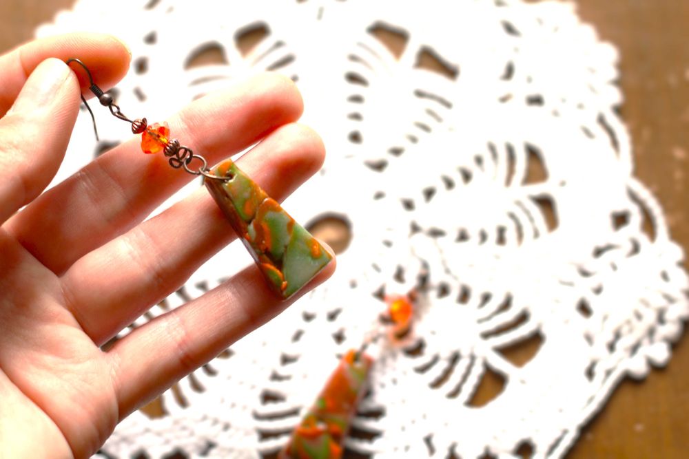 Сережки ручной работы в новогодних оттенках "Ёлка с мандаринами"