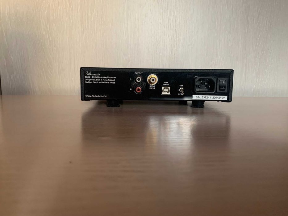 Зовнішній ЦАП / DAC "Perreaux Silhoette SDX2 Chrome"