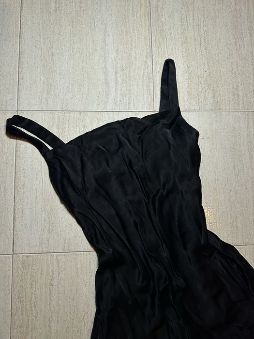 Vestido acetinado Mango