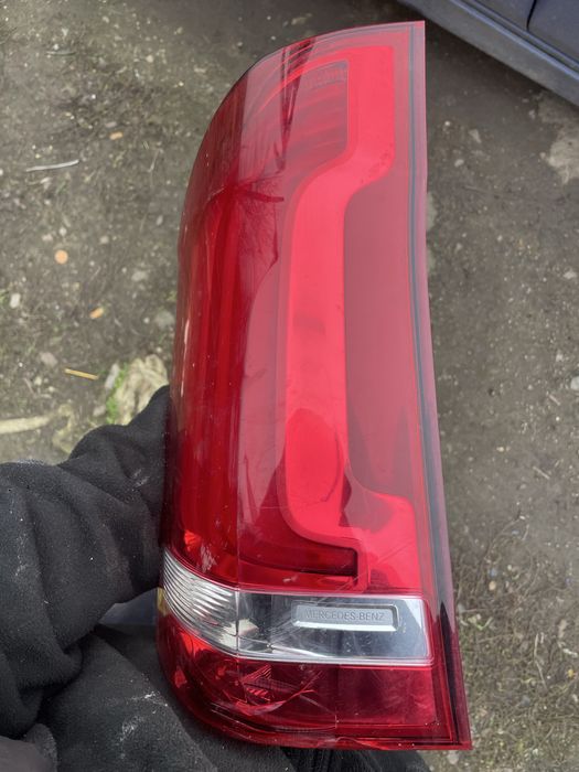 Стоп задний правый mercedes vito v-class 477