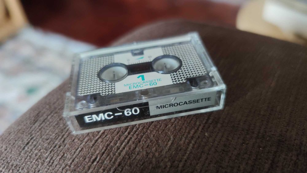 Vintage Microcassette EMC-6064170320005121121