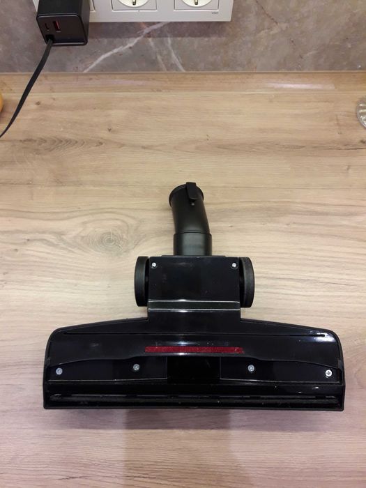 Щетка насадка для пылесоса универсальная DirtDevil