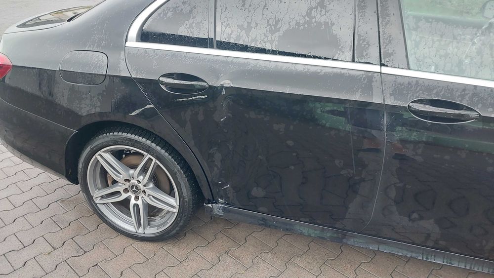 Mercedes benz e350d v6 w213 amg 4matic 9g
