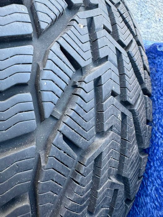 4 Pneus inverno Taurus Winter 225/50 R17 94H M+S praticamente novos