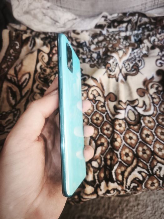 Продам Samsung a51 6/128