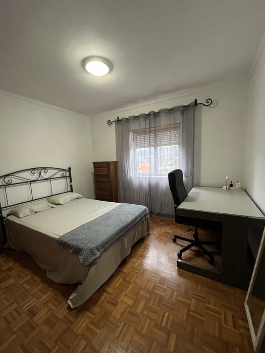 T2 mobilado em Ceira, 85 m², perto do Metro Mondego, com contrato