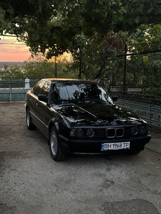 бмв е34 м50б20              .