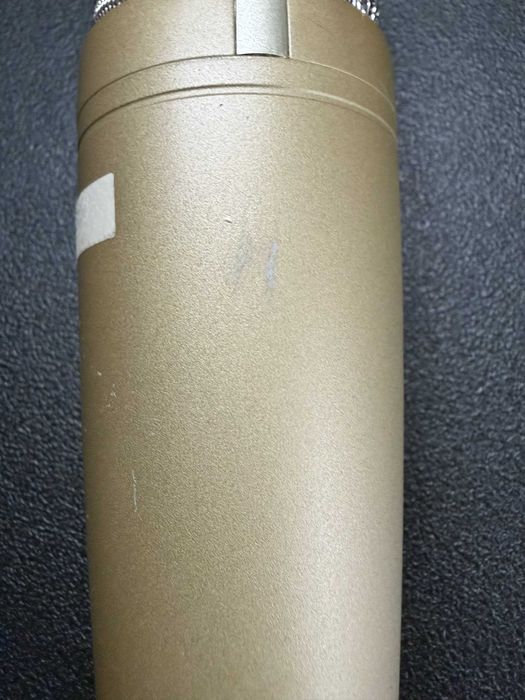 Mikforon behringer C-1U