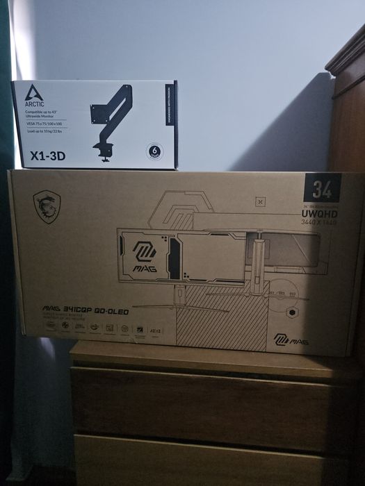 Vendo MSI MAG 341CQP QD-OLED 34" UWQHD 21:9 175Hz + Artic X 3D Suporte Monitor
