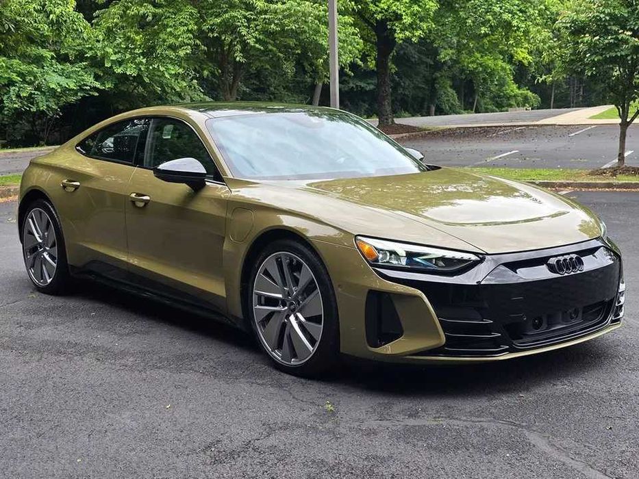 2022 Audi e-tron GT Prestige