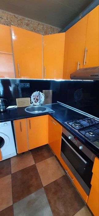 Продам 3 кімнатну квартиру по вулиці Клочківська IS