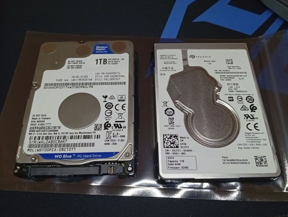 Жорсткий диск 2.5" у чудовому стані SEAGATE та Western Digital