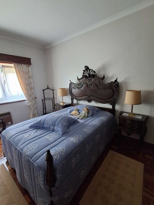 Mobília de Quarto: Estilo Madeira Maciça Talhada