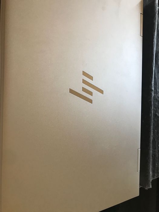 Computador HP Envy híbrido