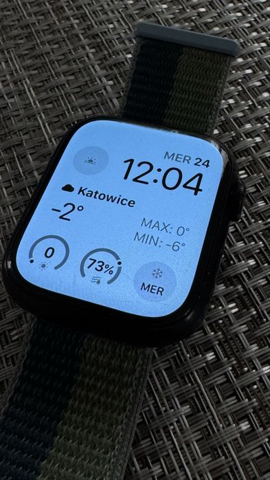 Apple Watch 7 45mm Cellular Nike