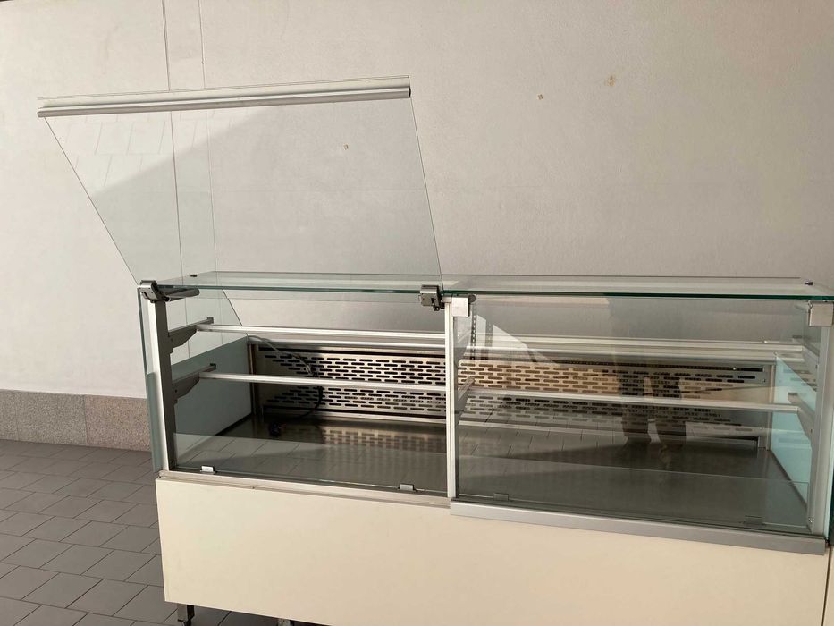 Vitrine e balcão pastelaria padaria cafetaria como novo