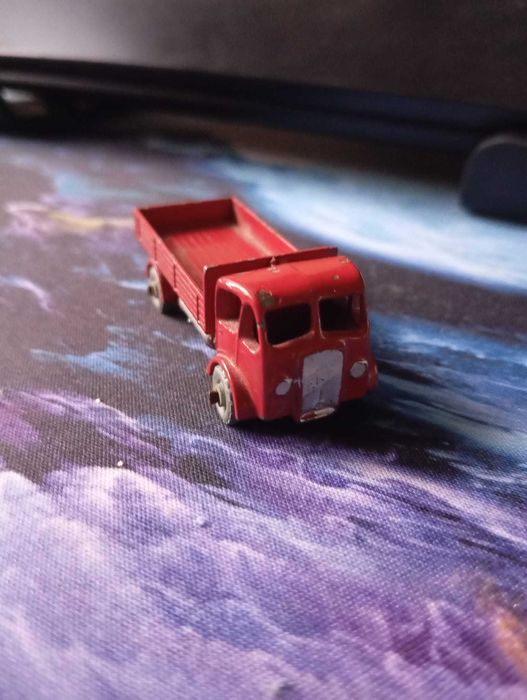 Matchbox Lesney No. 20a E.R.F. Stake Truck – stary model kolekcjonerski