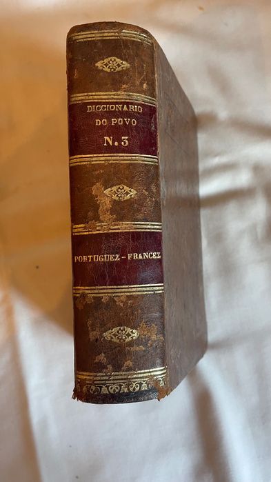 Dicionário Português-Francês